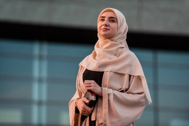 The Evolution of Burkas: A Blend of Tradition and Modern Fashion